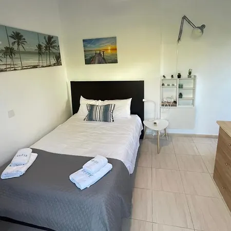 Pafia Blue-diamond, Studio, * Пафос